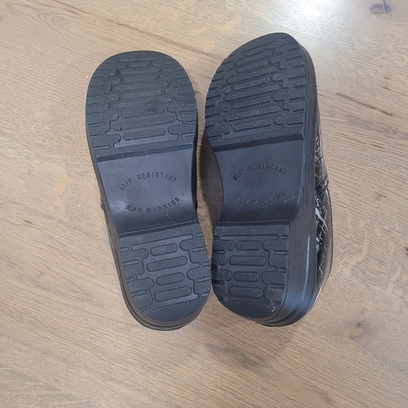 Easy Works by Easy Street 5Easy Works by Easy Street Women's Laurie Clog - Picture 5 of 5